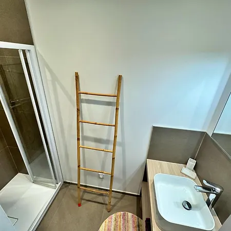 Marina - 5chb - Piscine - A Pied * レクシ