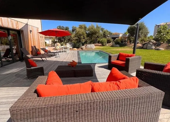 Marina - 5chb - Piscine - A Pied