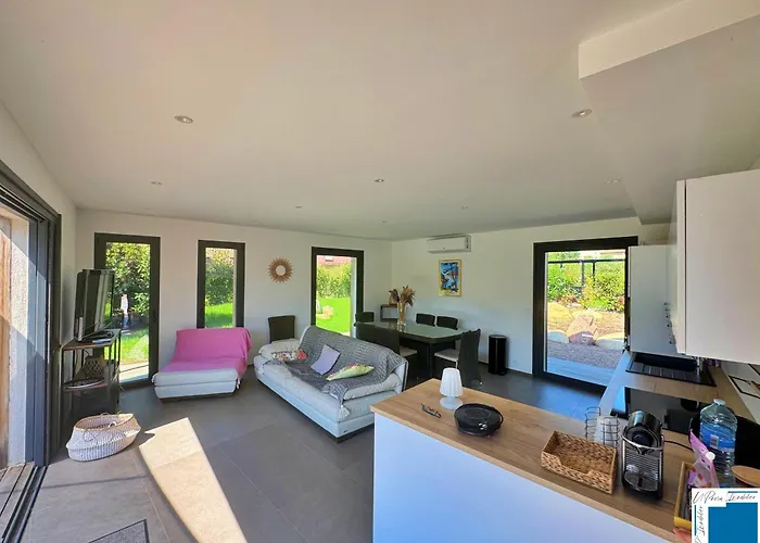 Marina - 5chb - Piscine - A Pied Lecci